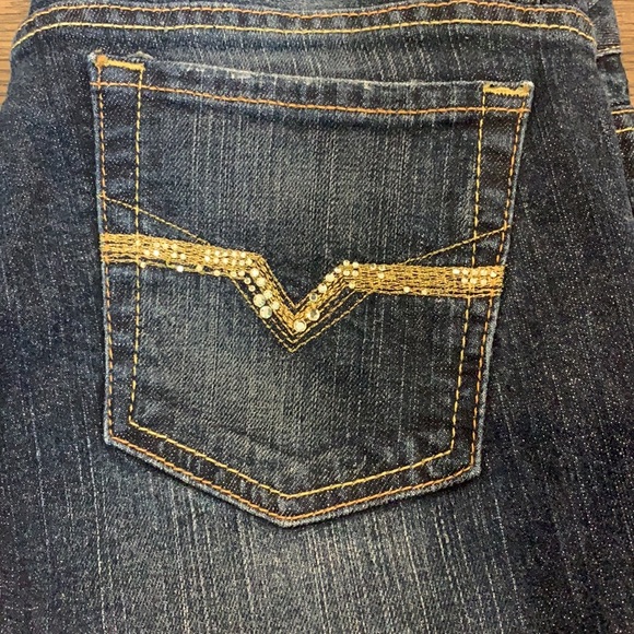 Guess Jeans - Picture 2 of 5